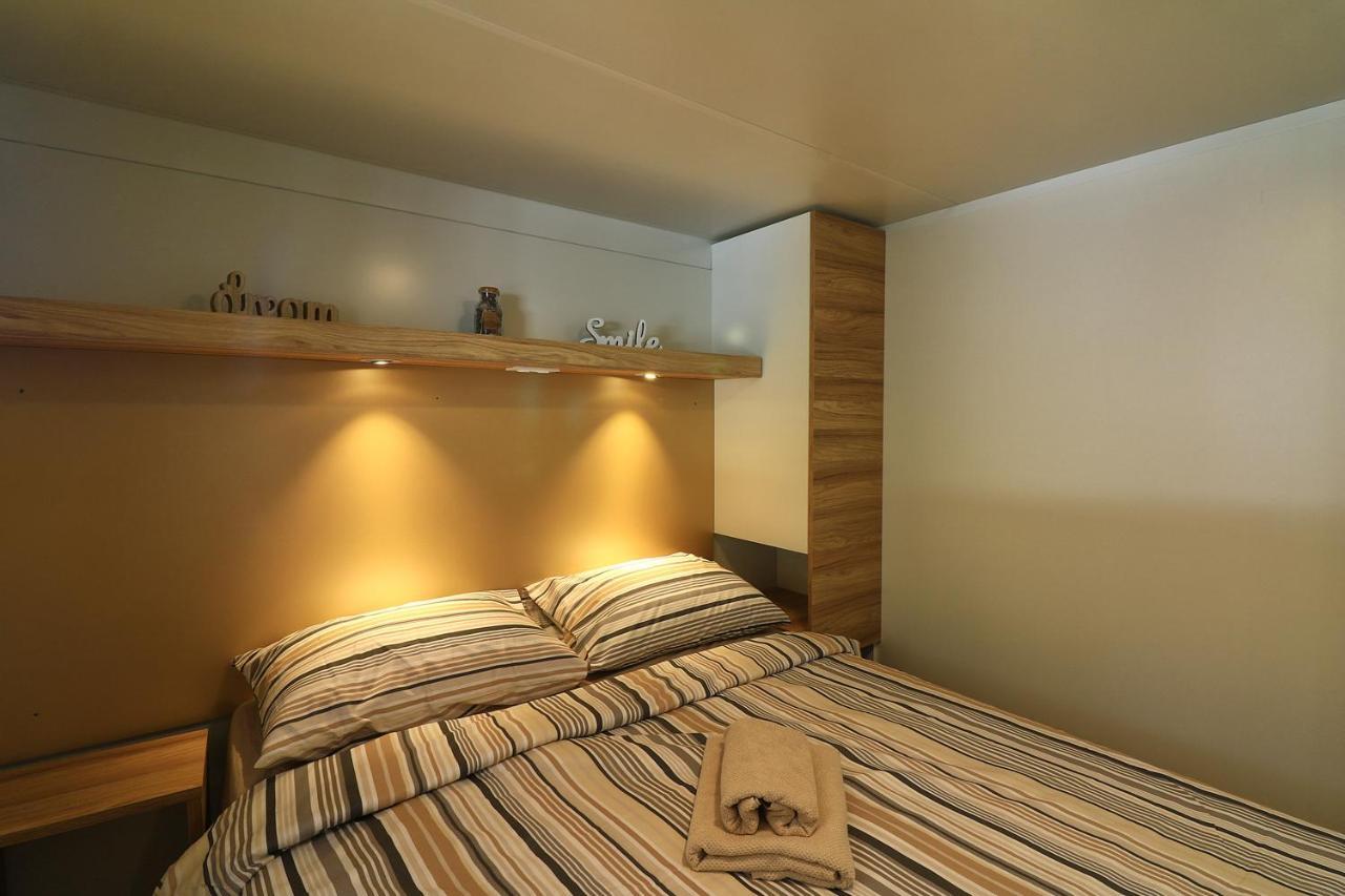 Mobil Homes Malufi 266 Jezera Exterior photo