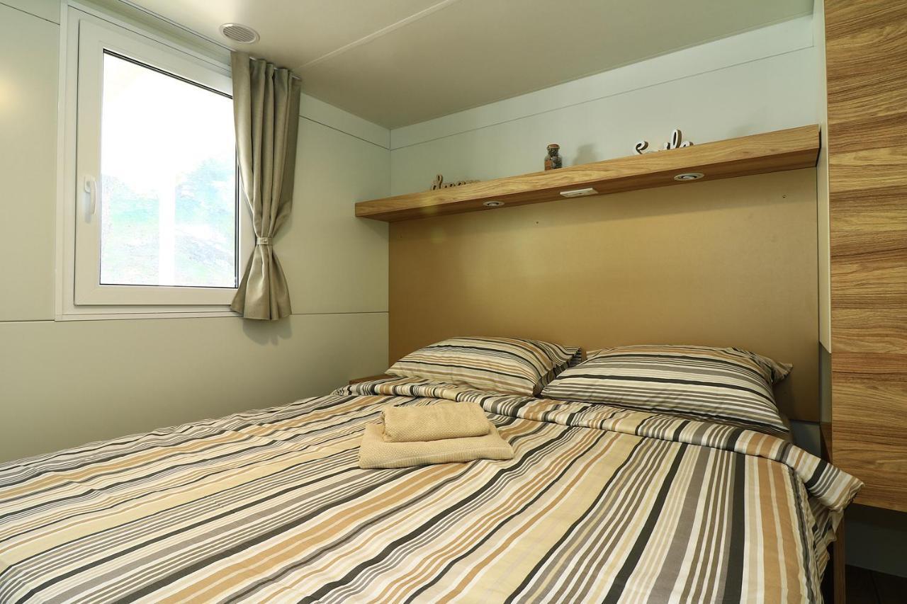 Mobil Homes Malufi 266 Jezera Exterior photo
