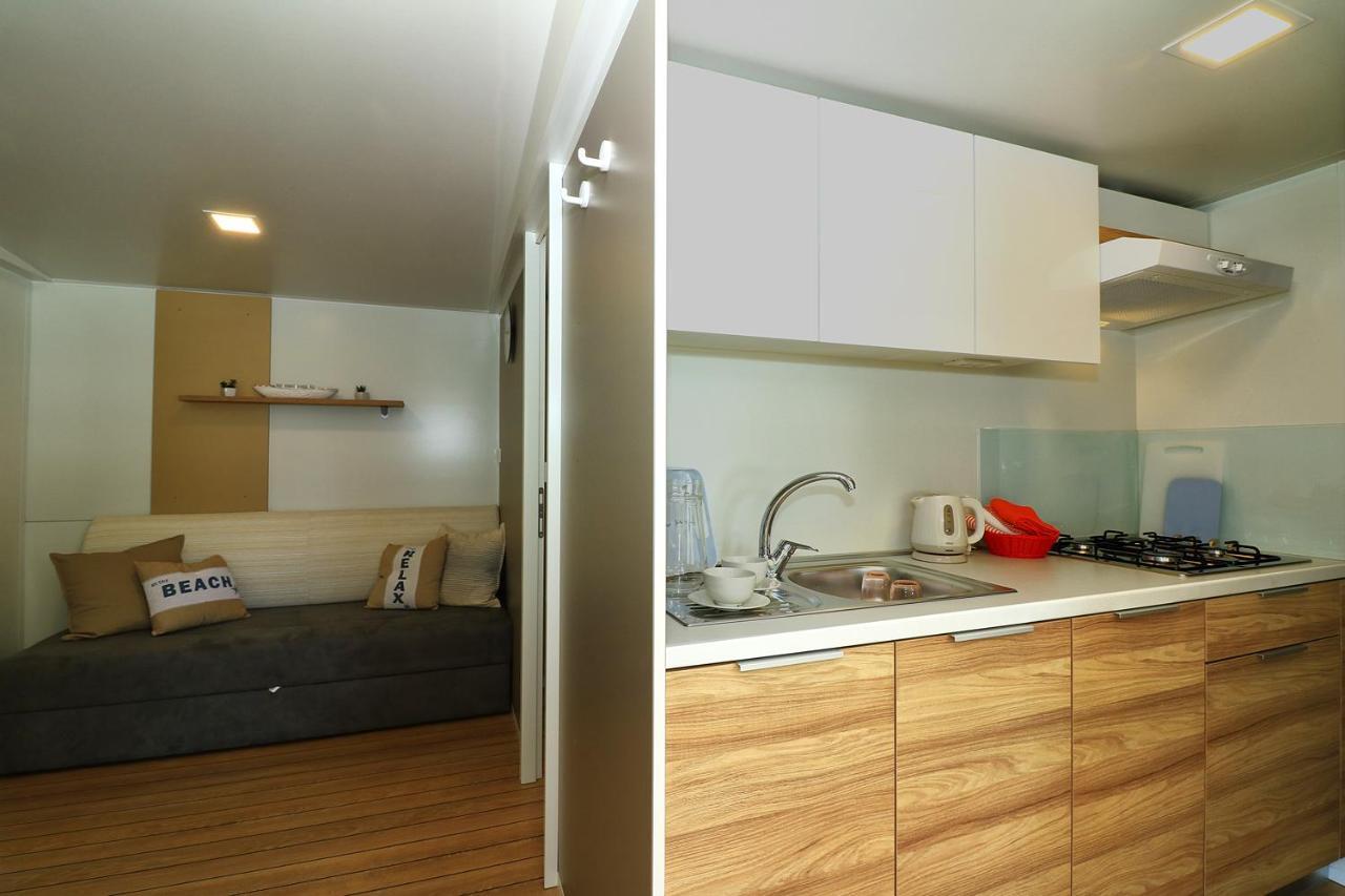Mobil Homes Malufi 266 Jezera Exterior photo